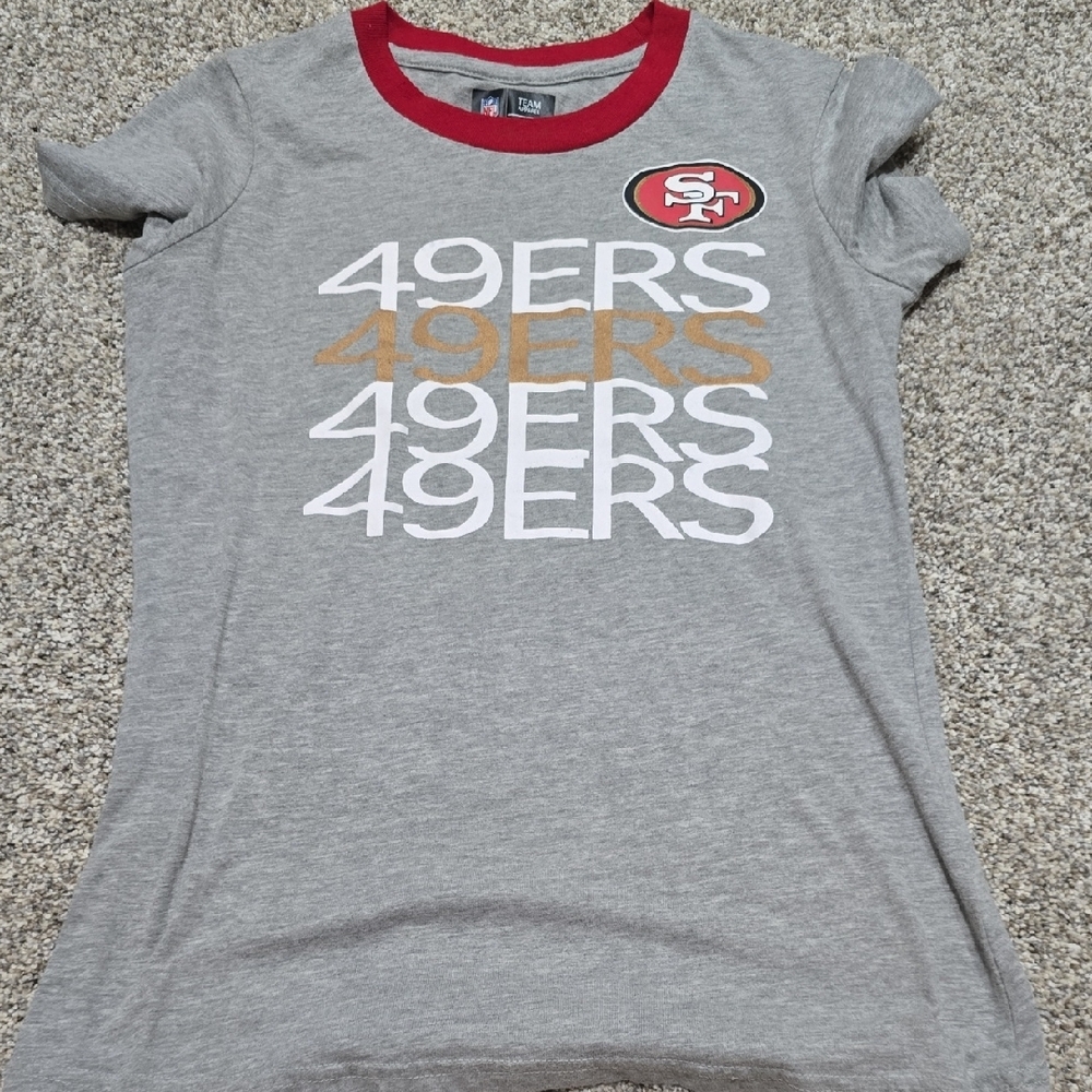 NFL San Francisco 49ers Gray and Red Short Sleeve Tee Size Smalk Nfl Brand